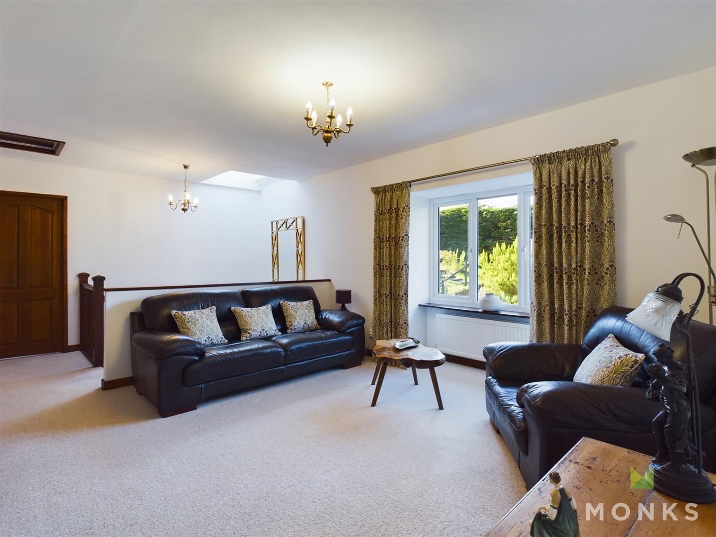 Stoneleigh 5 Llwyn Y Garth, Llanfyllin, SY22 5JZ SSTC